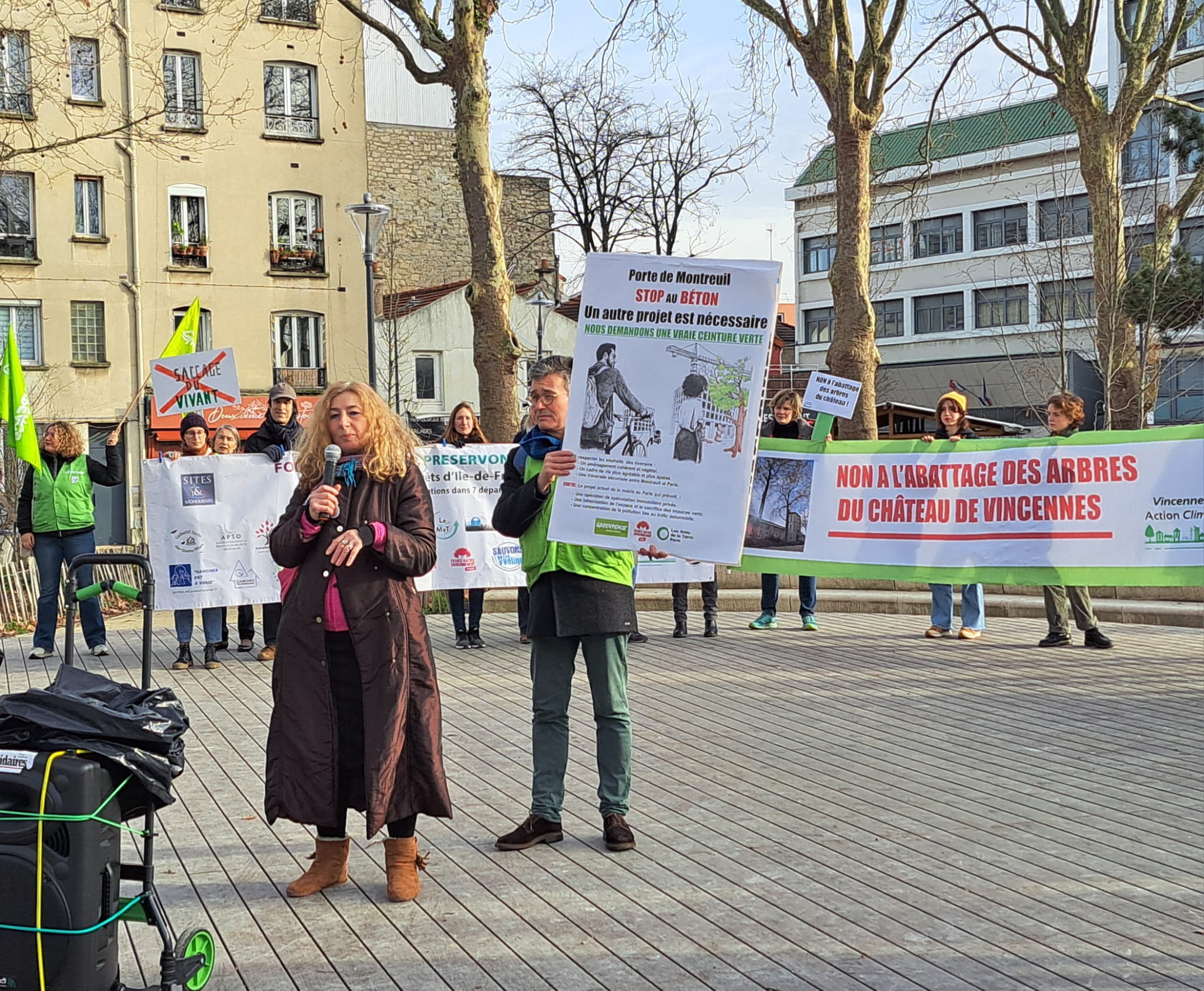 Lire la suite à propos de l’article Pour la défense des arbres de la place de Montreuil et du château de Vincennes